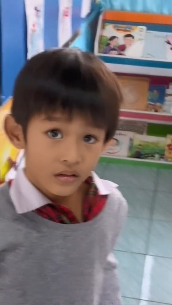 ช๊อตฟีลนักเรียน